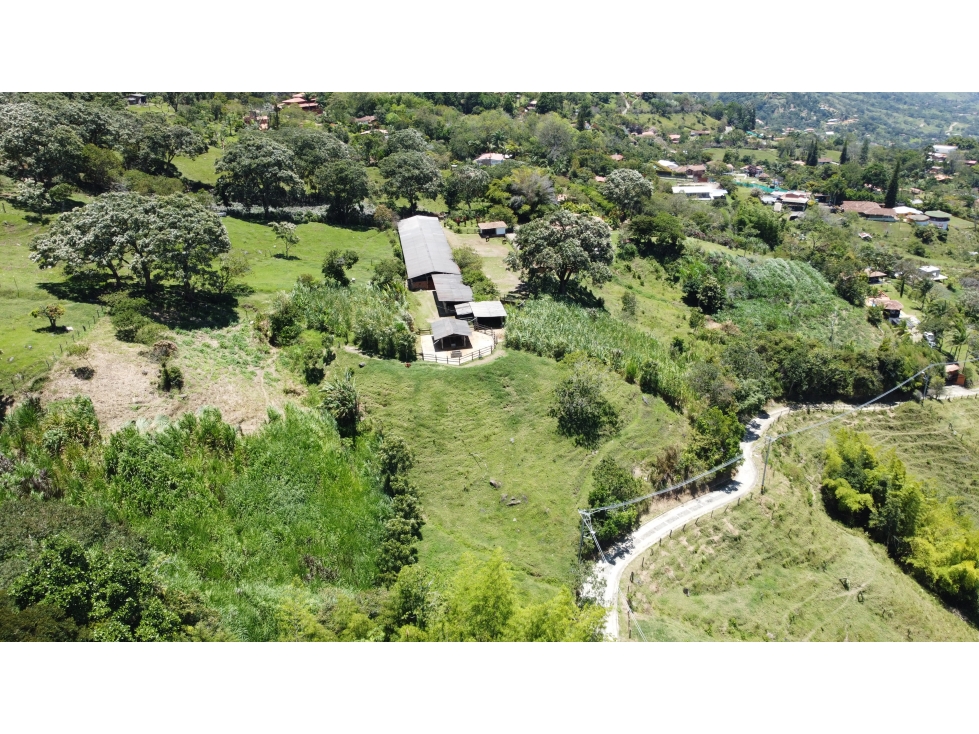 SE VENDE FINCA CABALLISTA EN GIRARDOTA - 3