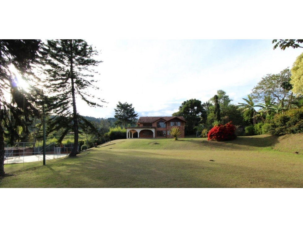 Venta de finca en Rionegro, a solo 2 km del Aeropuerto internacional — foto 6