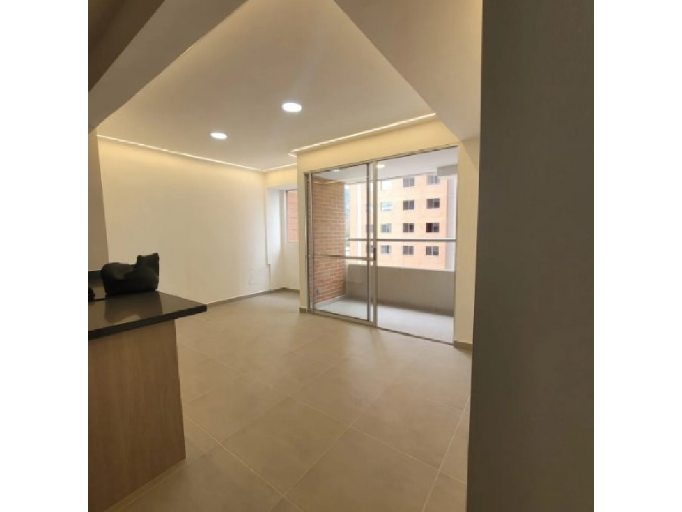 VENTA DE HERMOSO APARTAMENTO NUEVO EN CIUDAD FABRICATO, BELLO — foto 2