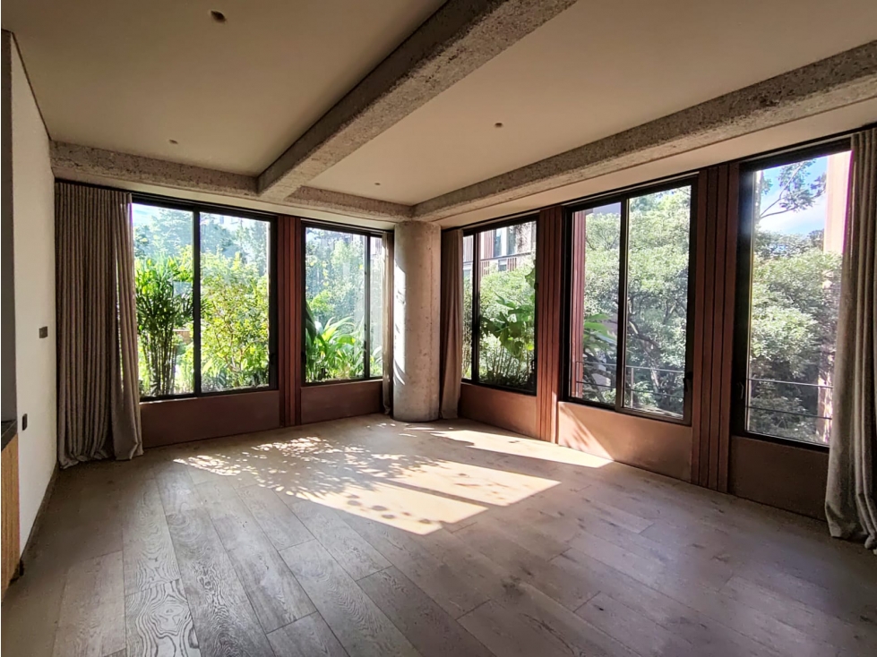 Venta De Apartamento Sector Exclusivo Del Poblado — foto 2