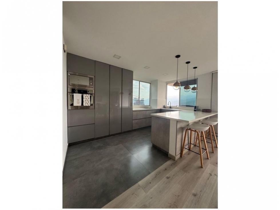 APARTAMENTO POBLADO, SECTOR CASTROPOL
