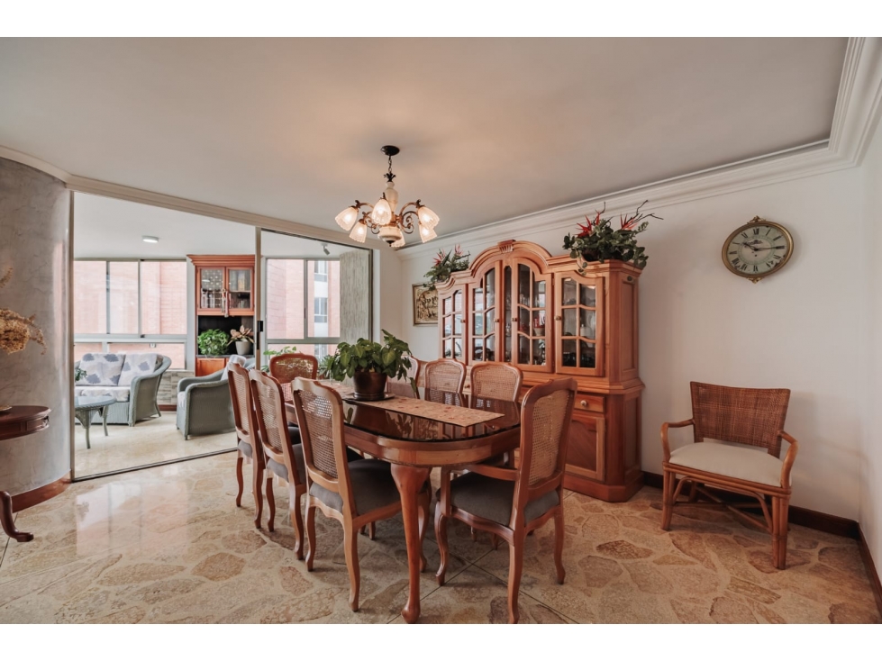 VENDO APARTAMENTO EN SECTOR DE CATAY EN PISO ALTO — foto 3