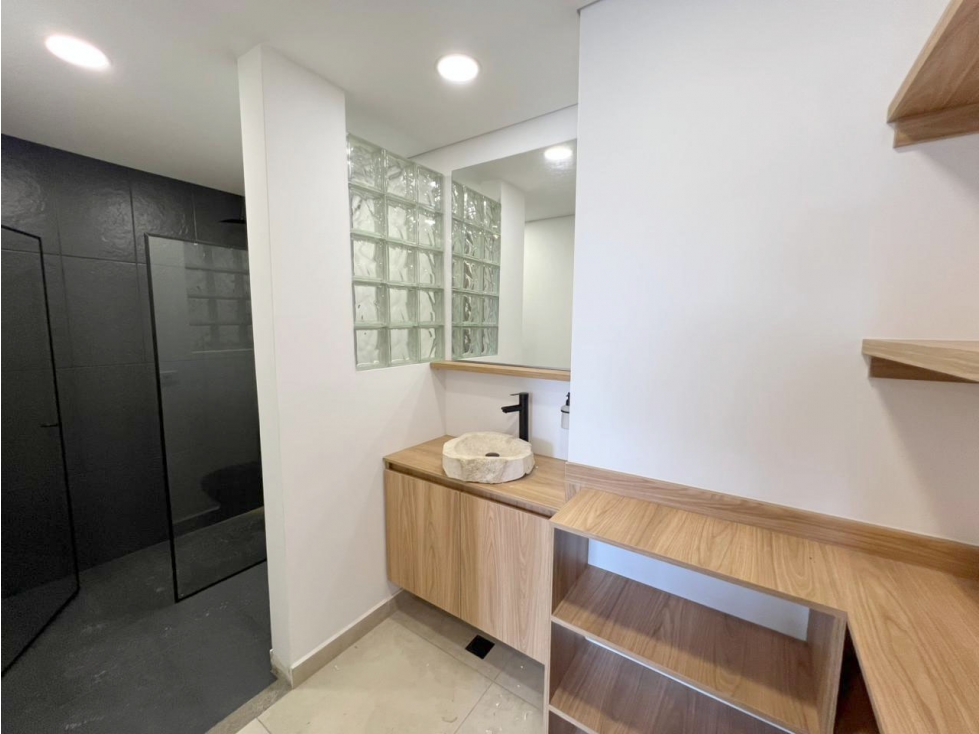 VENTA DE APARTAESTUDIO DUPLEX EN LA CASTELLANA. — foto 5