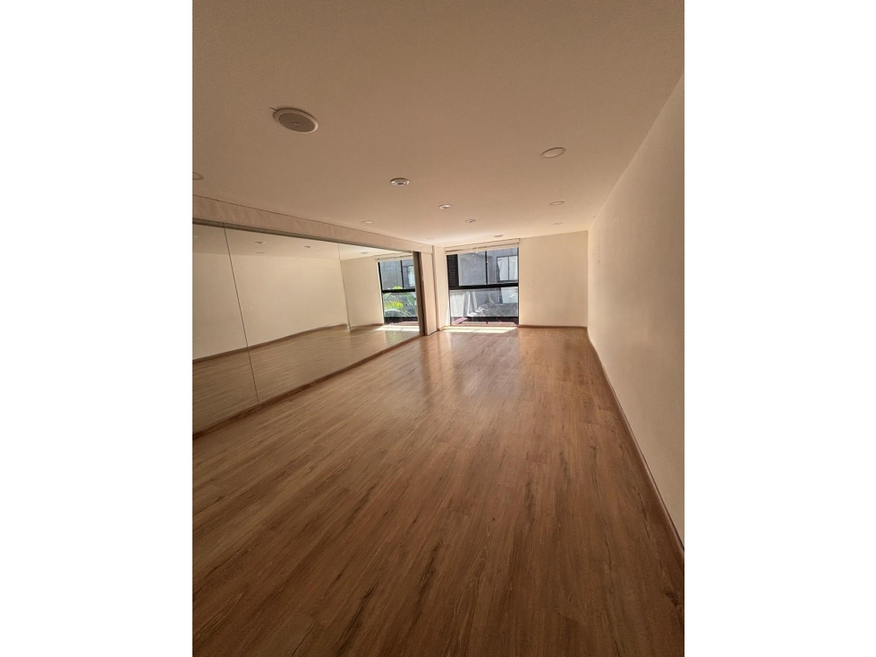 EN VENTA APARTOLOFT EN CENTRO DE MEDELLIN - BOMBONÁ — foto 4