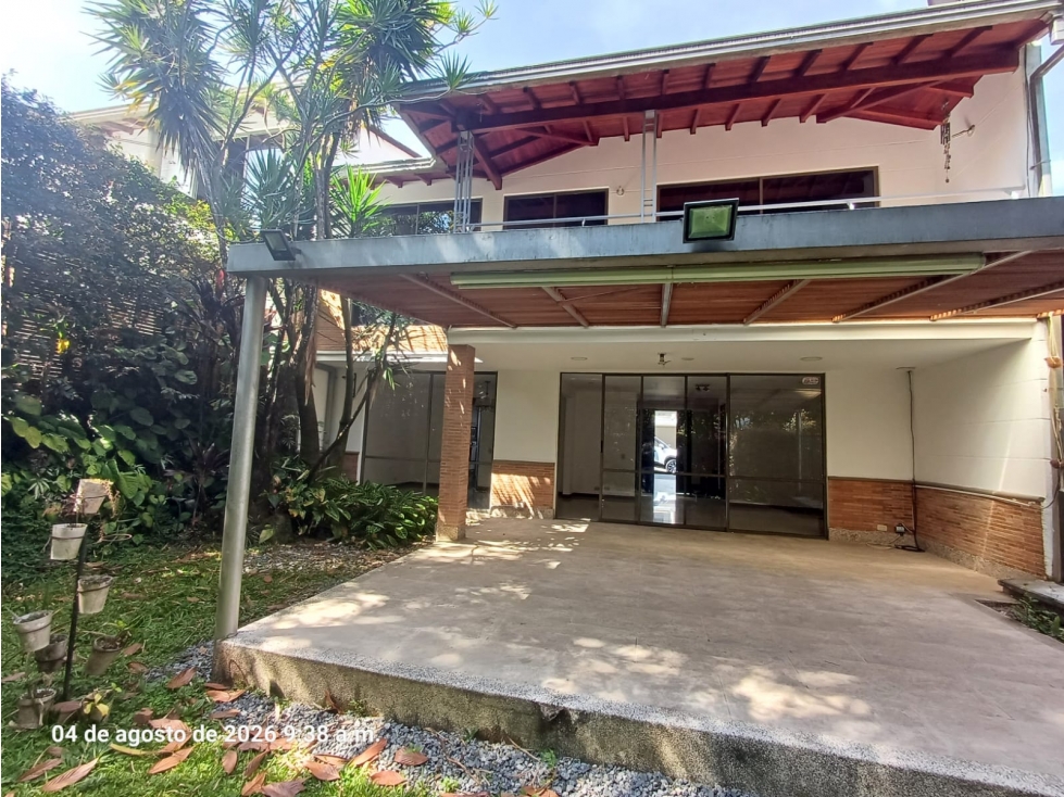 VENDO CASA EN ENVIGADO EN LA LOMA DEL CHOCHO — foto 4