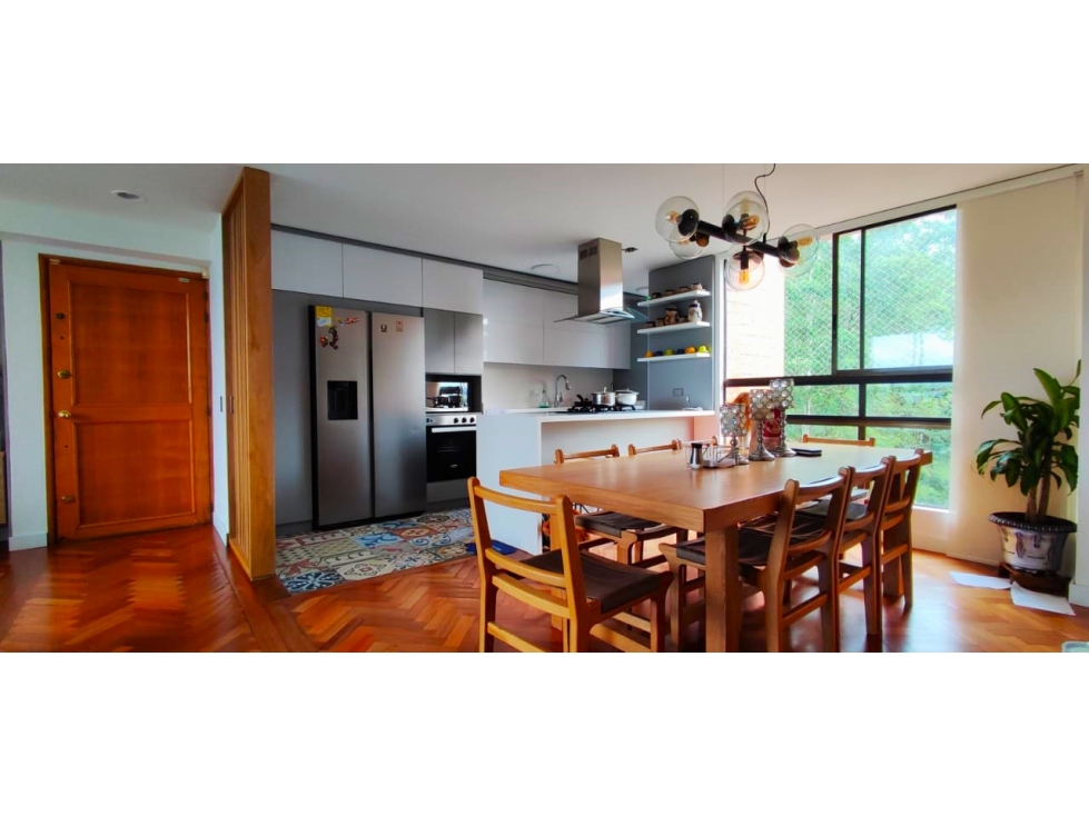 APARTAMENTO REMODELADO EL POBLADO LOS GONZÁLEZ