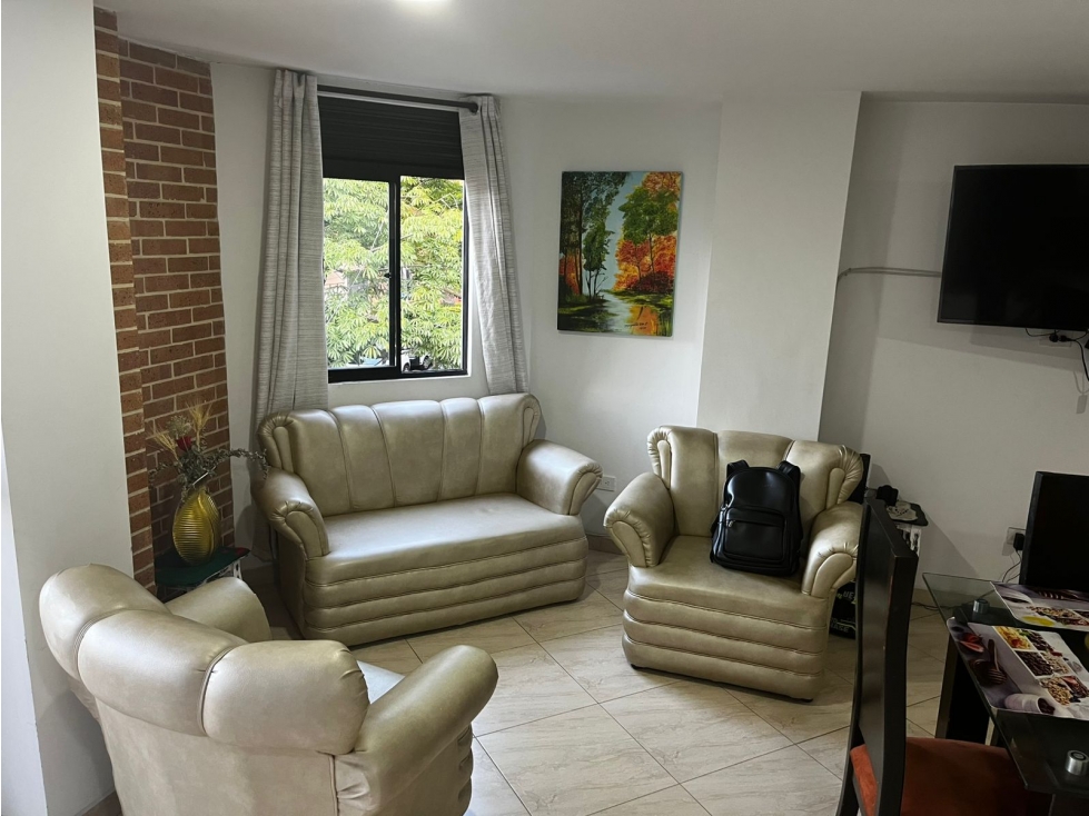 APARTAMENTO EN VENTA ENVIGADO EL TRIANON 3 PISO EDIFICIO PH — foto 3