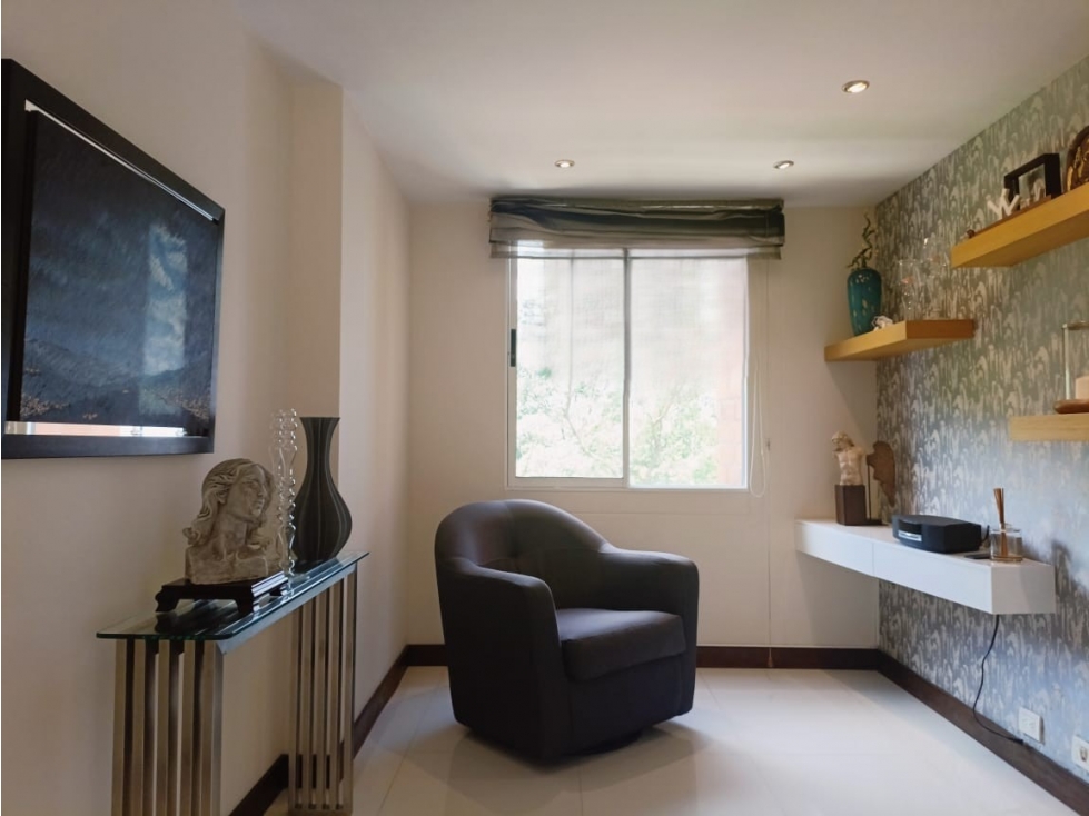 VENTA DE APARTAMENTO EN LA LOMA DE LOS BERNAL PARTE BAJA — foto 6