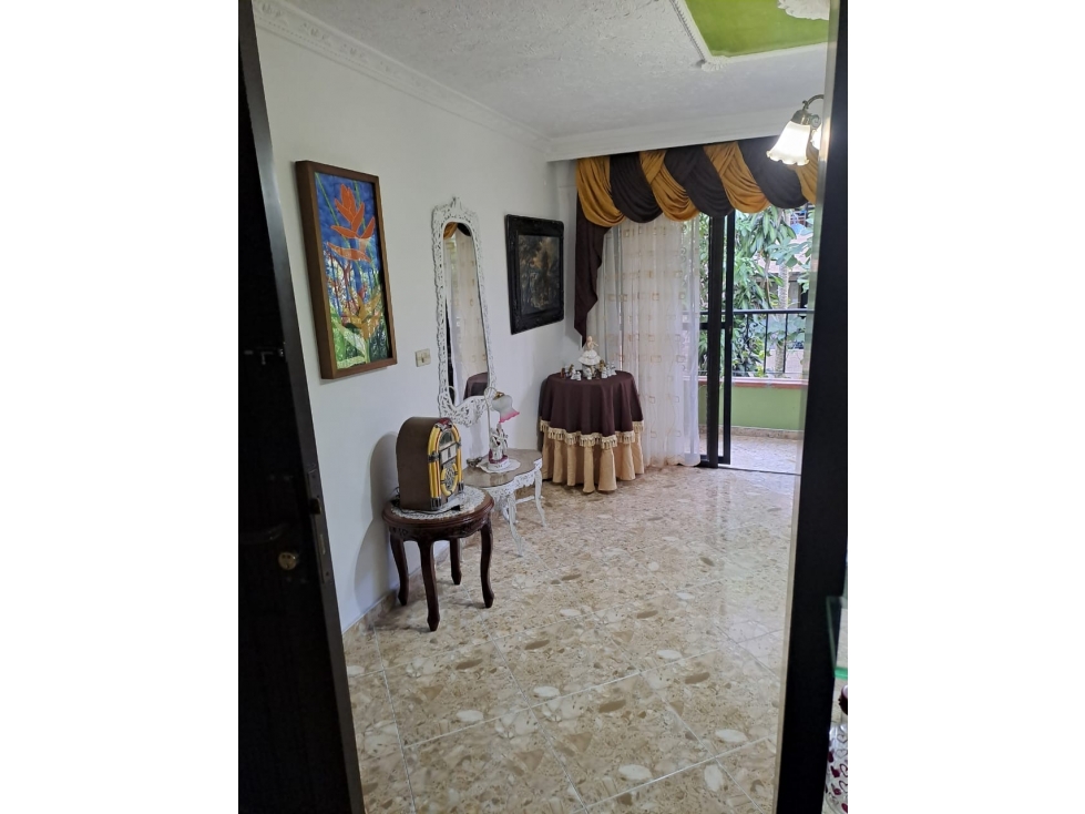 CASA EN VENTA 2 PISO ENVIGADO BARRIO LA PRADERA EN EDIFICO PH — foto 2