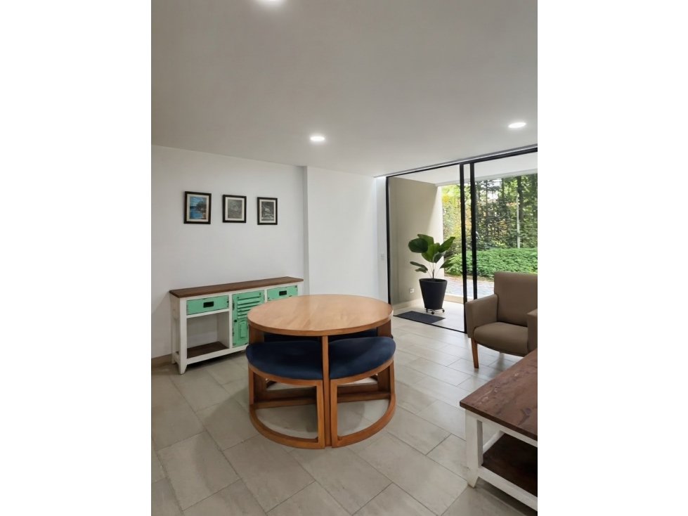 Apartamento de 117 m² con jardín de 119 m² y terraza, 4 baños — foto 2
