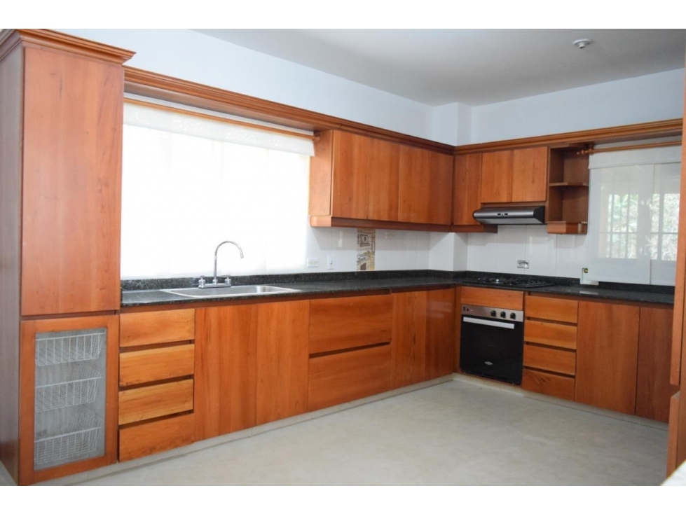 VENTA DE CASA EN LA COLA DEL ZORRO EL POBLADO — foto 3