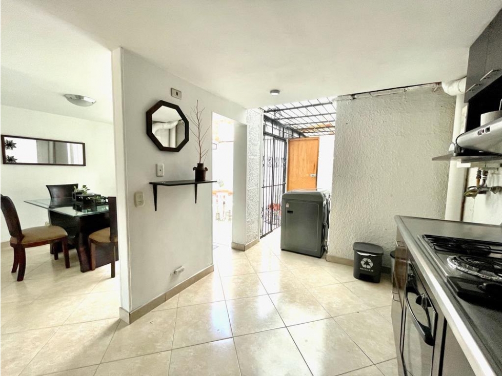 VENTA CASA EN ITAGUI SECTOR SURAMERICA. — foto 3