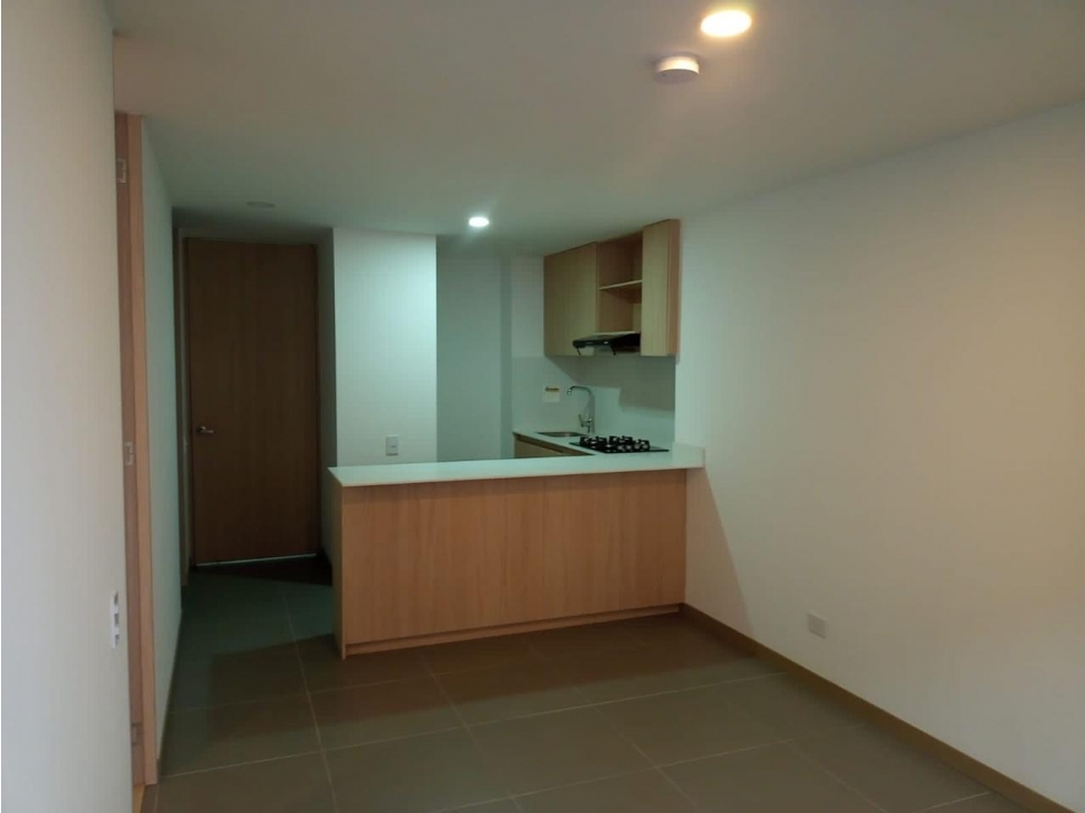 ARRIENDO APARTAMENTO MEDELLIN SECTOR SANTA FE, FRENTE CIUDAD DEL RIO. — foto 5