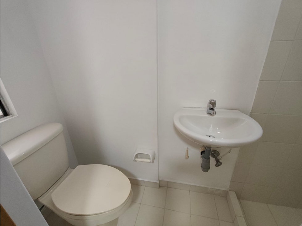 ARRIENDO APARTAMENTO MEDELLIN SECTOR ALTOS DEL POBLADO. — foto 4