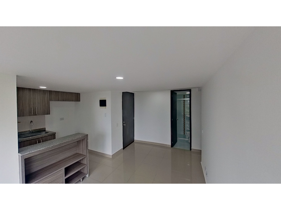 VENDO APARTAMENTO EN PISO MEDIO EN RODEO ALTO MEDELLIN — foto 4