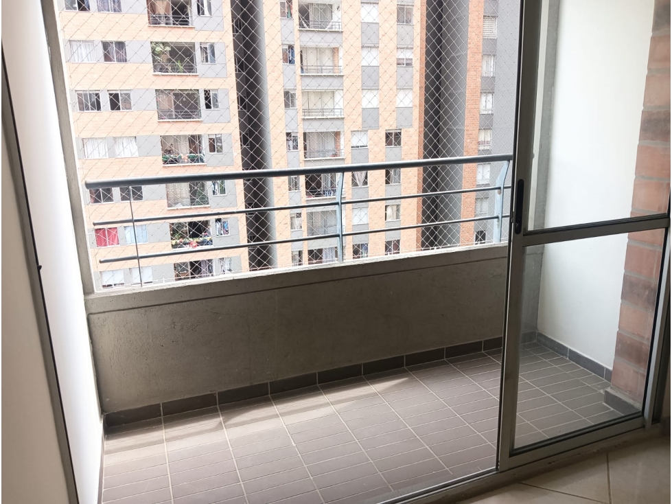 VENTA APARTAMENTO EN BELLO SECTOR MADERA. — foto 5