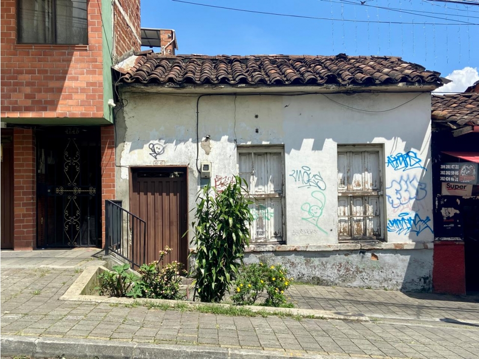 VENTA CASALOTE EN BUENOS AIRES CENTRAL