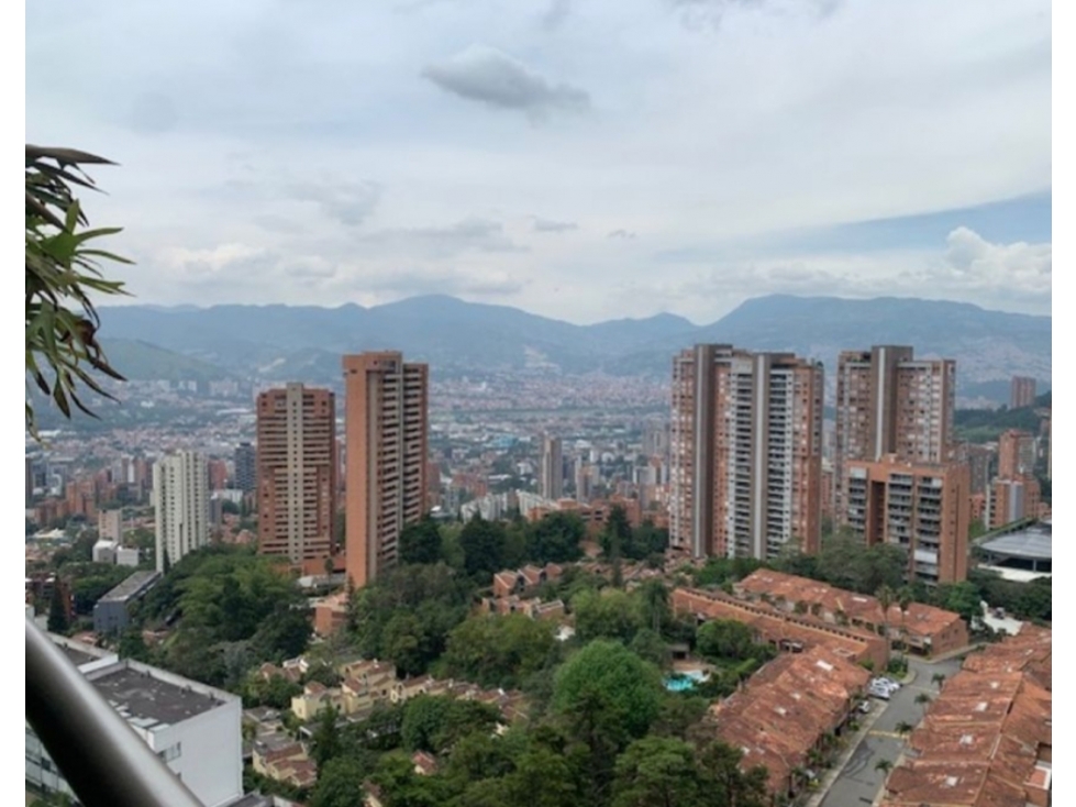 Venta de apartamento en el Poblado, La Calera — foto 2