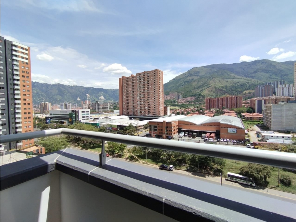 VENTA DE APARTAMENTO EN CEIBA DEL NORTE CON PARQUEADERO Y UTIL