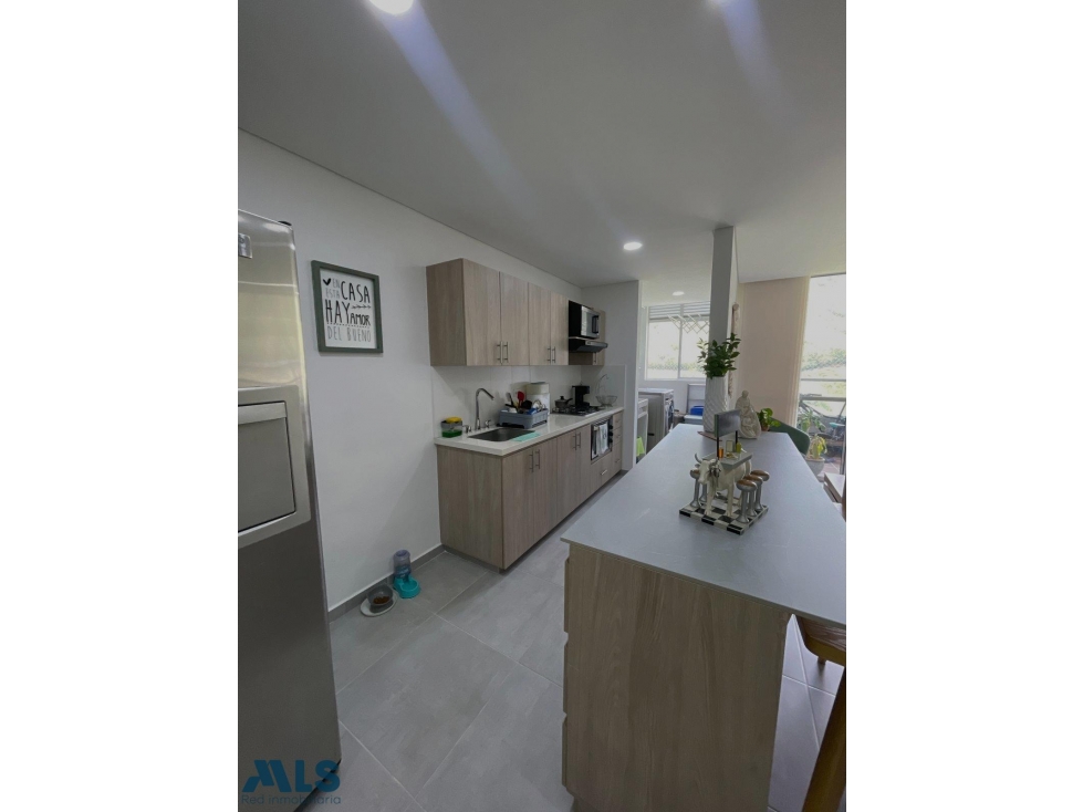 VENDO APARTAMENTO MODERNO EN ENVIGADO SECTOR CAMINO VERDE — foto 4