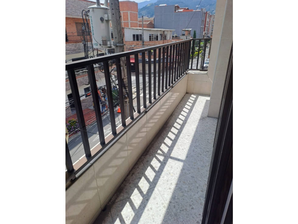 CASA EN VENTA ITAGUI LA GLORIA 3 PISO EDIFICIO PH — foto 4