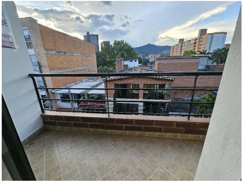 APARTAMENTO EN VENTA ENVIGADO EN EDIFICIO PH — foto 3