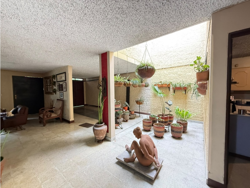 CASA UNIFAMILIAR BELEN MALIBÚ