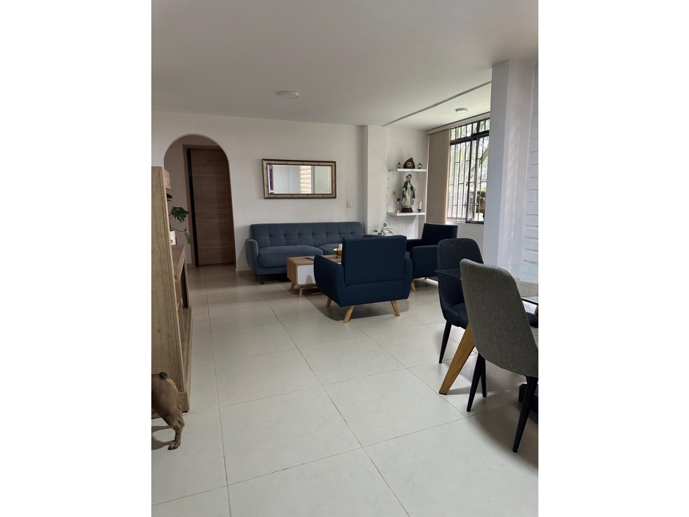 VENDO APARTAMENTO EN EL POBLADO SECTOR LOMA DEL INDIO — foto 2