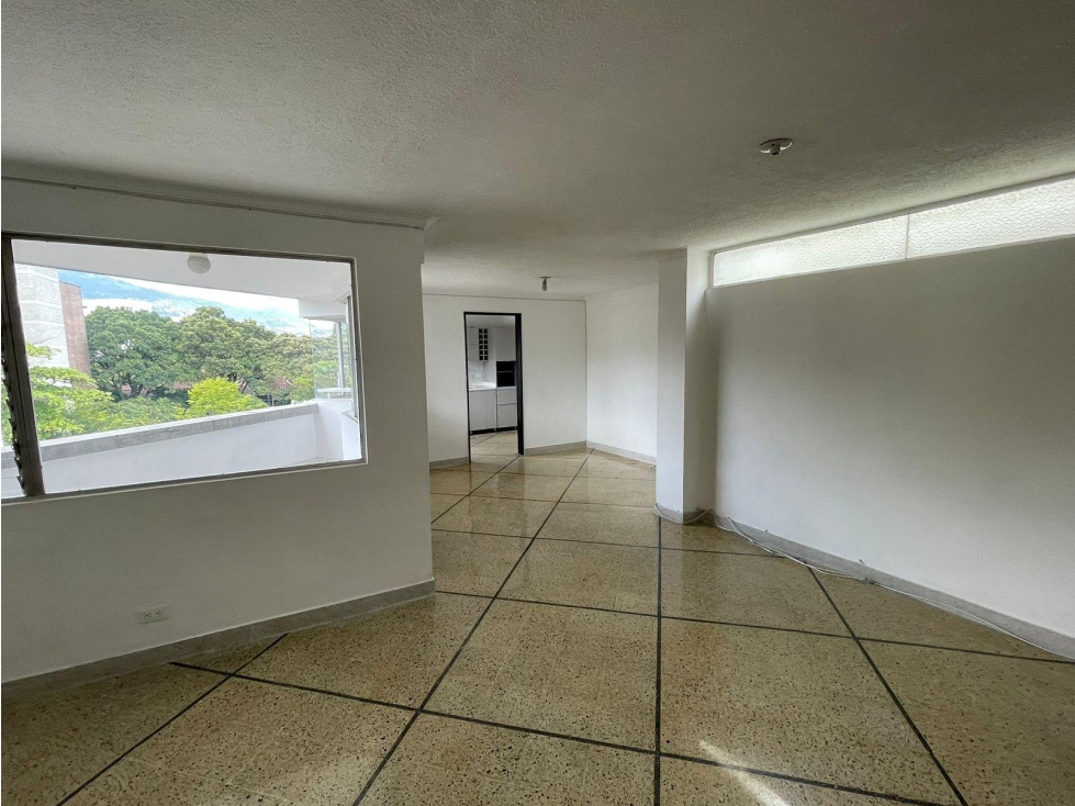 ALQUILER DE HERMOSO APARTAMENTO EN CONQUISTADORES — foto 3