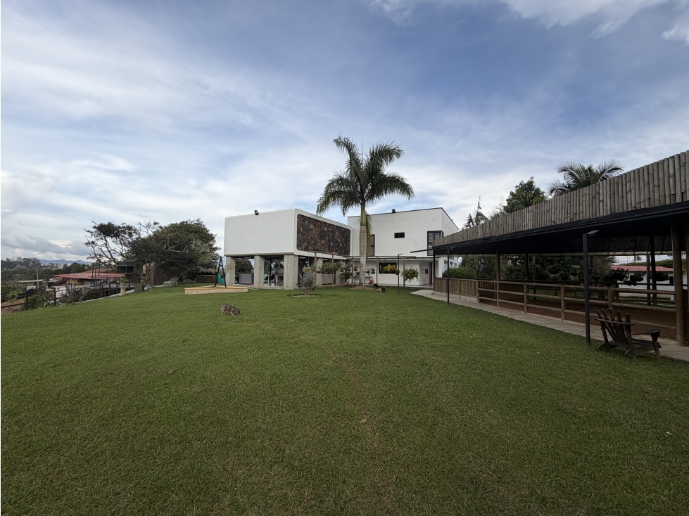 Casa de diseño y vocacion ecuestre en Rionegro — foto 4