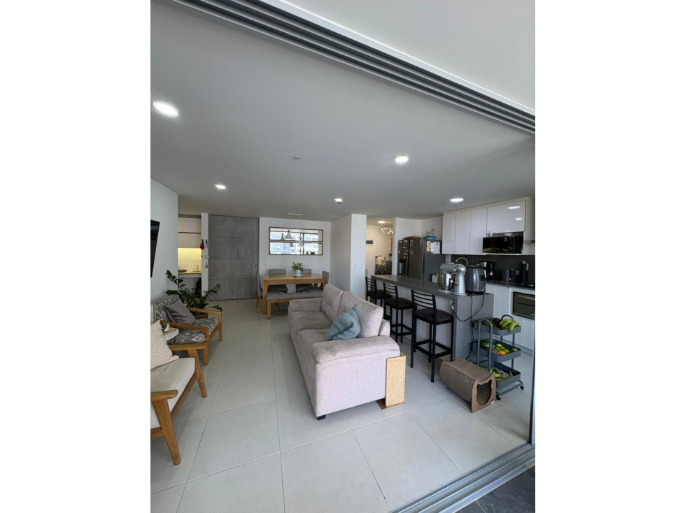 APARTAMENTO EN VENTA 123 M2 EN ENVIGADO PISO 14 — foto 2