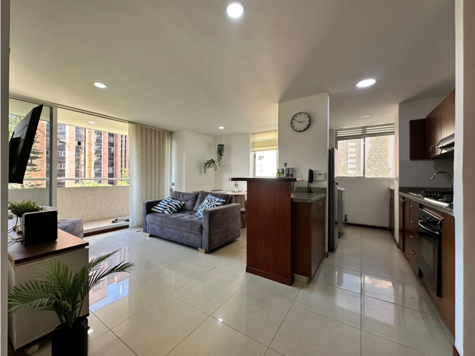 VENTA APARTAMENTO EN LALINDE, EL POBLADO — foto 3
