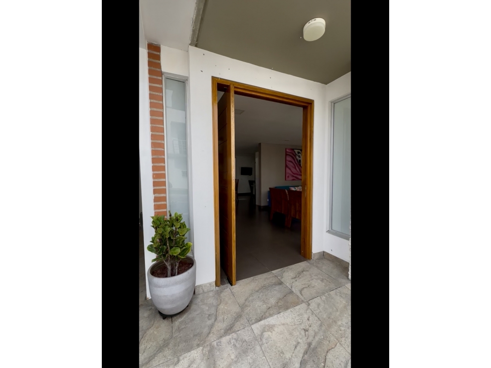 VENTA DE ESPECTACULAR CASA EN LA CEJA, ANTIOQUIA
