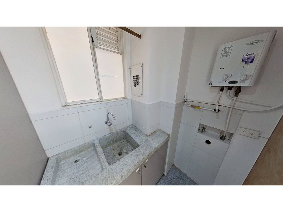 VENTA APARTAMENTO MEDELLIN LOMA LOS BALSOS. — foto 2
