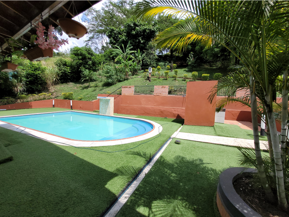 SE VENDE BELLA Y TRADICIONAL CASA CAMPESTRE EN SOPETRAN - 2