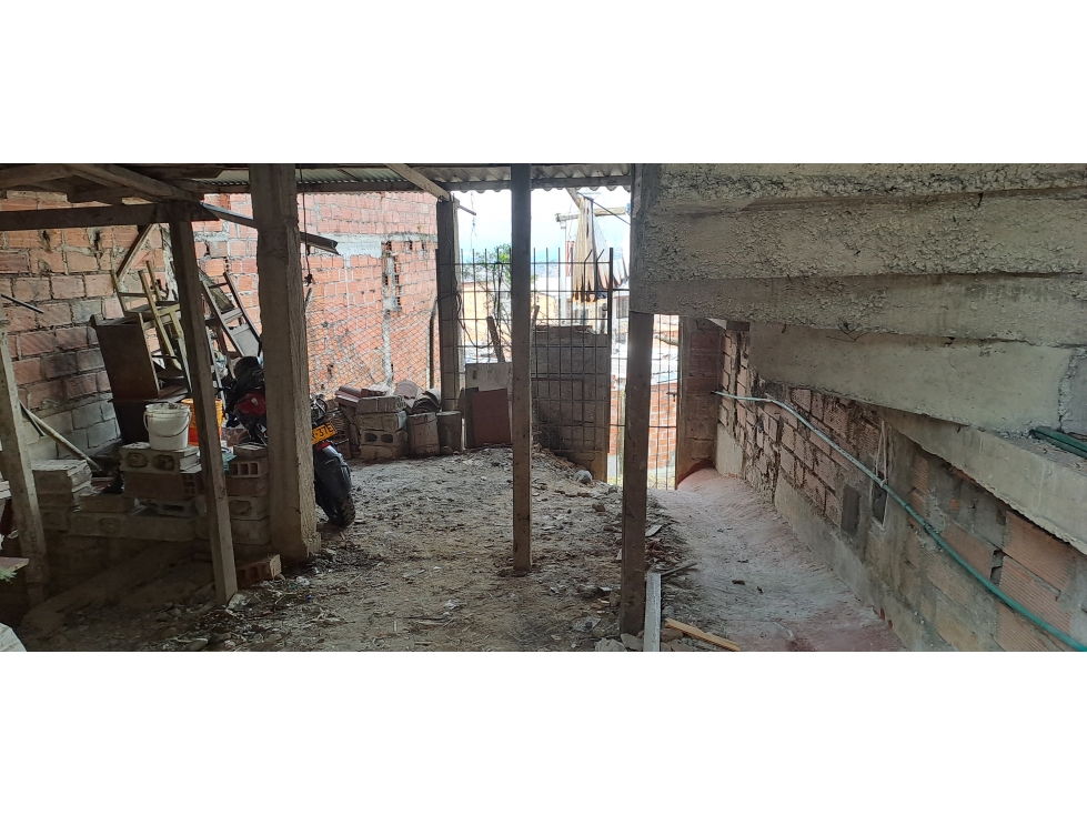 LOTE EN VENTA ROBLEDO CERCA ESTACION METRO — foto 2