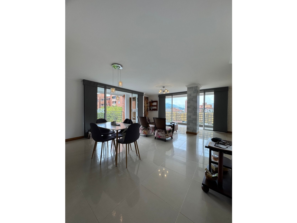 SE VENDE APARTAMENTO EN LAURELES — foto 2