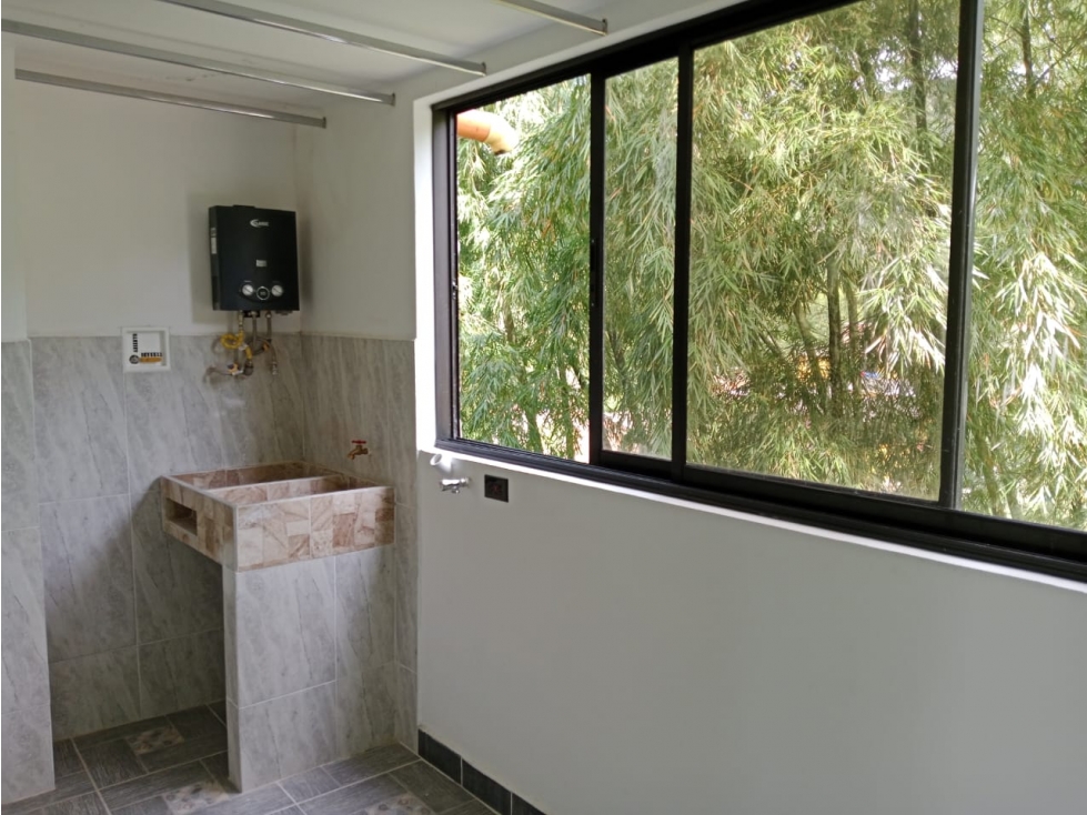 HERMOSO APARTAMENTO COCORNÁ — foto 2