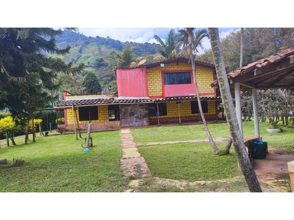 LOTE CON CASA PARA REMODELAR EN SAN ANTONIO DE PRADO MEDELLIN — foto 2
