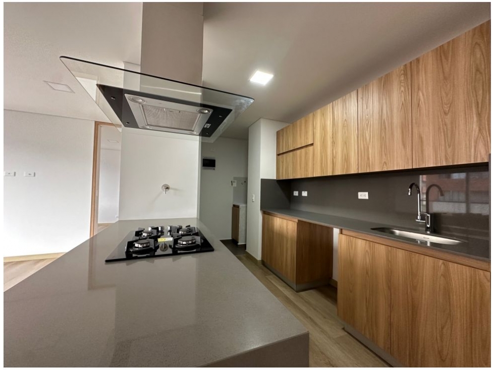 Apartamento en venta en los colores Medellin — foto 2