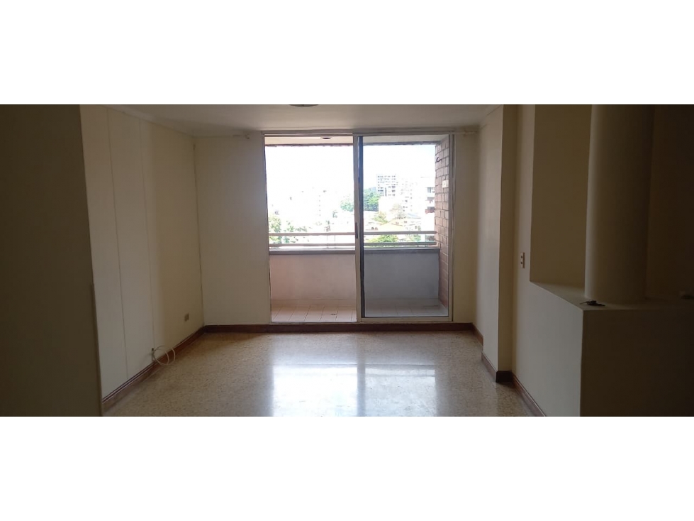 APARTAMENTO ESTADIO, CERCA AL COLEGIO JESUS MARIA