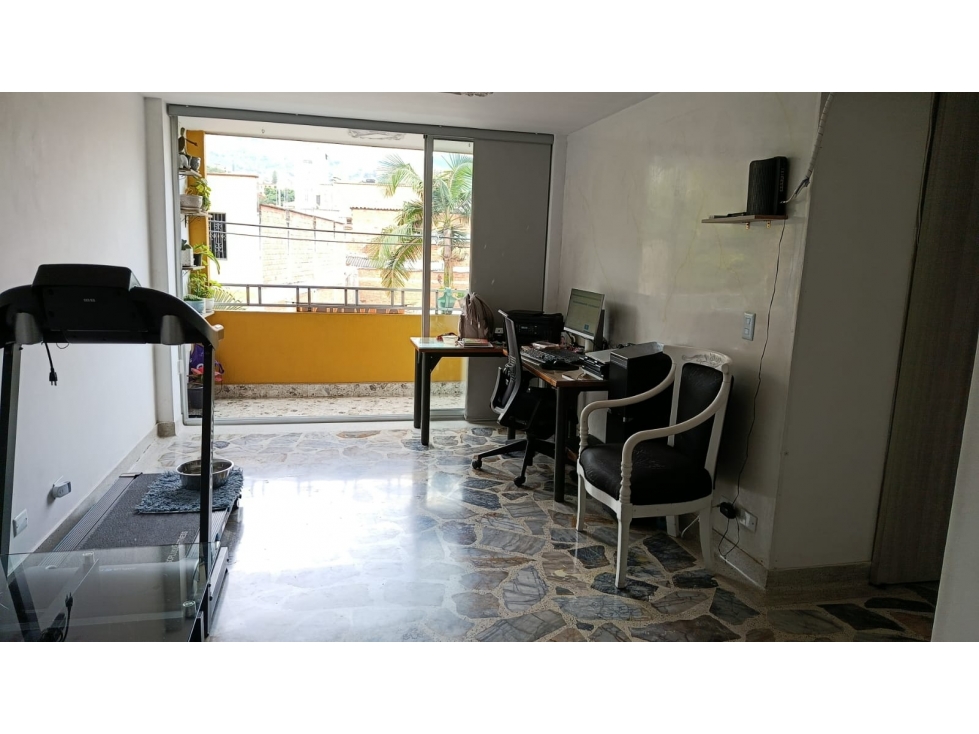 VENTA DE APARTAMENTO CALAZANS PARTE BAJA — foto 2