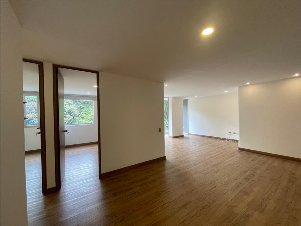 VENTA APARTAMENTO ENVIGADO CUMBRES (F) — foto 2