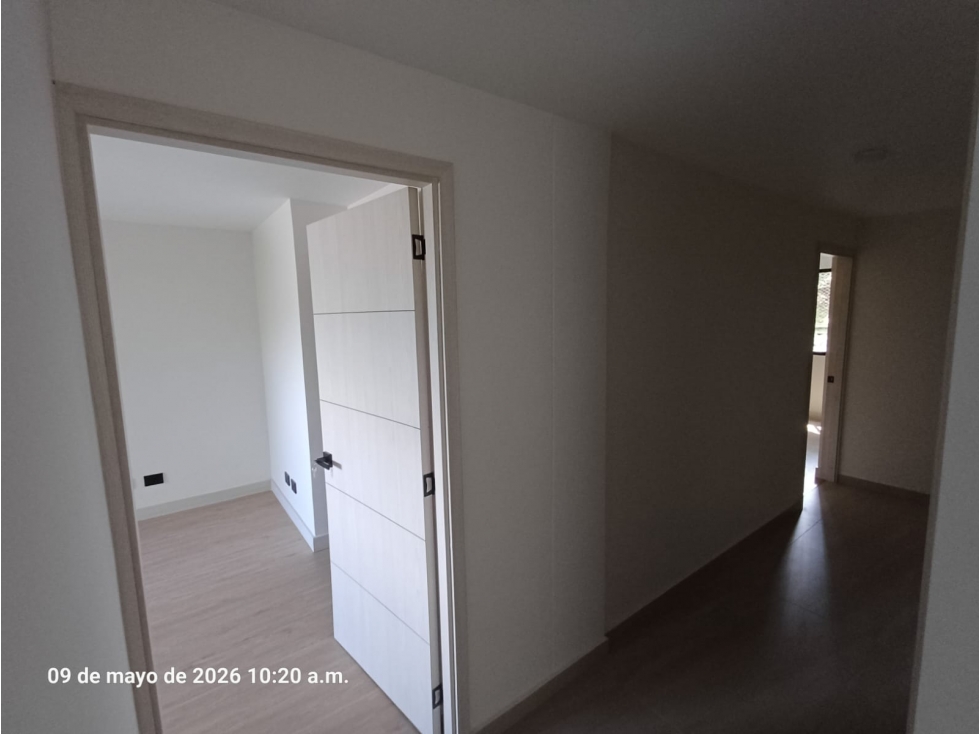 VENDO APARTAMENTO EN SECTOR LALINDE EL POBLADO MEDELLIN — foto 6