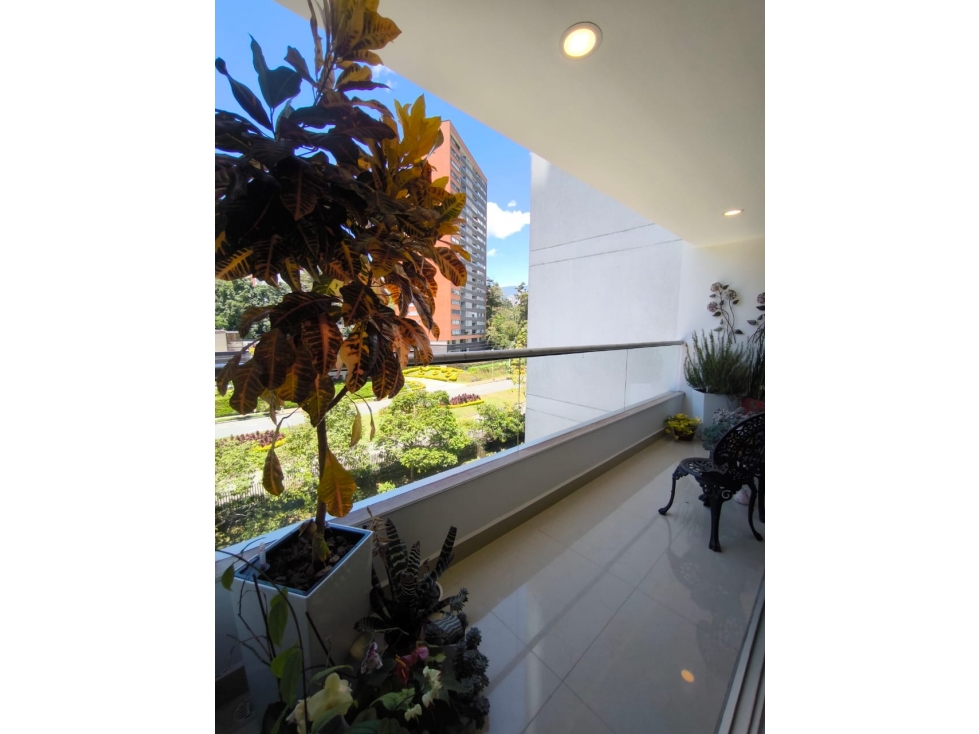 VENTA DE APARTAMENTO EN EL POBLADO LOS BALSOS — foto 2