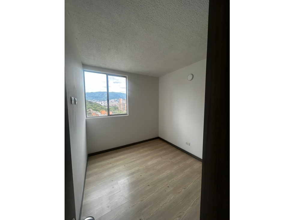 En Venta Apartamento Sector San German — foto 2
