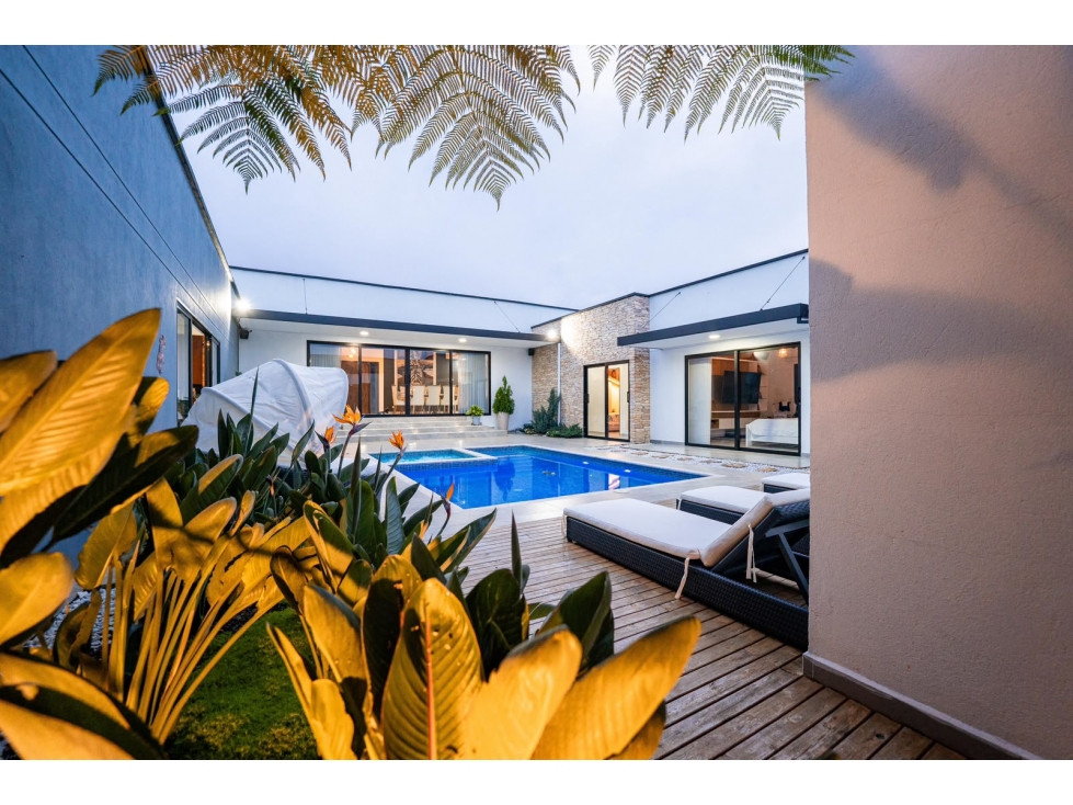 SE VENDE CASA CAMPESTRE EN EL CARMEN DE VIBORAL — foto 2
