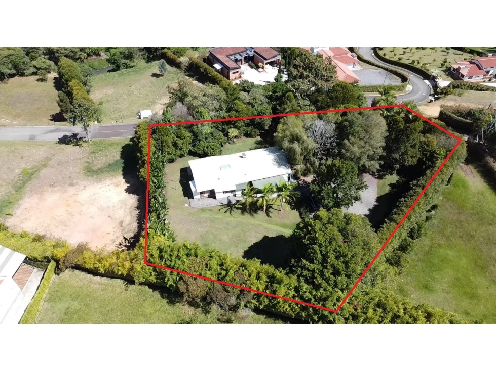 SE VENDE CASA CAMPESTRE EN LA CEJA VIA A SAN ANTONIO DE PEREIRA — foto 2