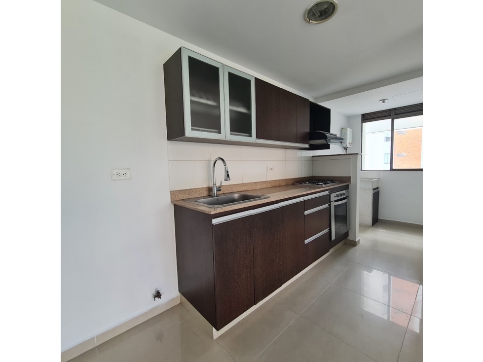Apartamento en venta El Poblado, sector Loma de San Julián. — foto 5