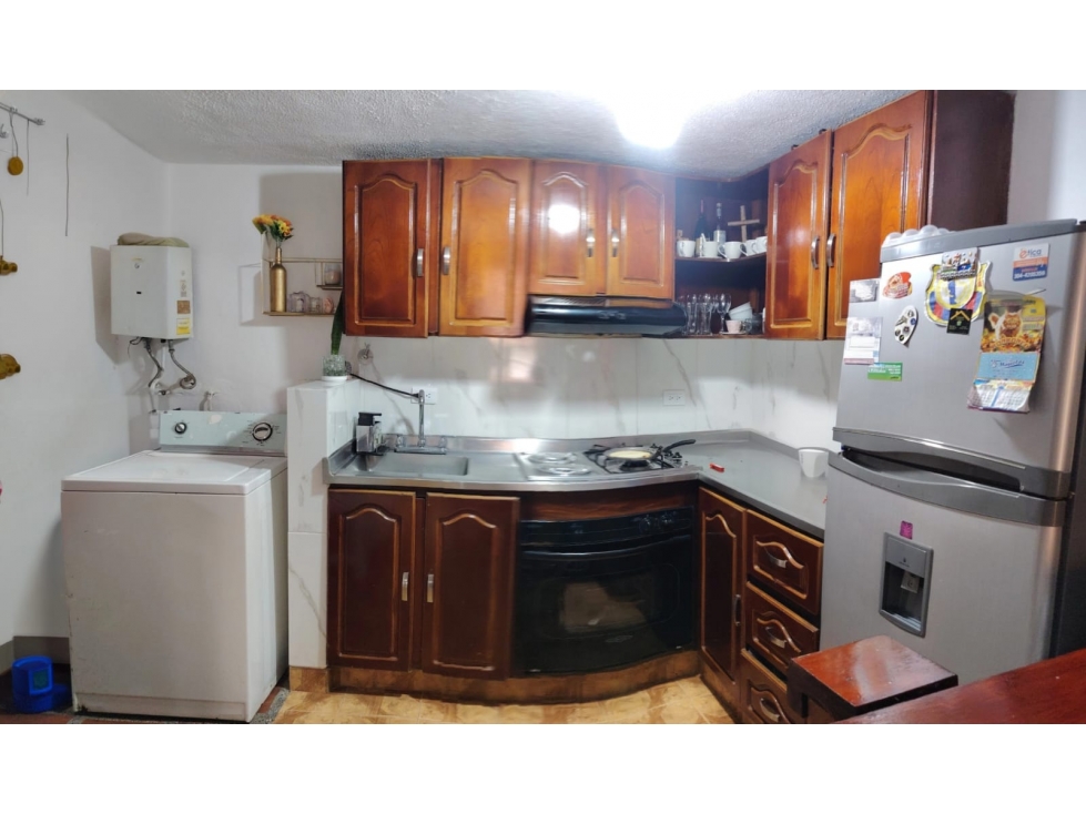 VENTA DE CASA EN NIQUIA TERRANOVA 3 NIVELES CERCA A PUERTA DEL NORTE — foto 3